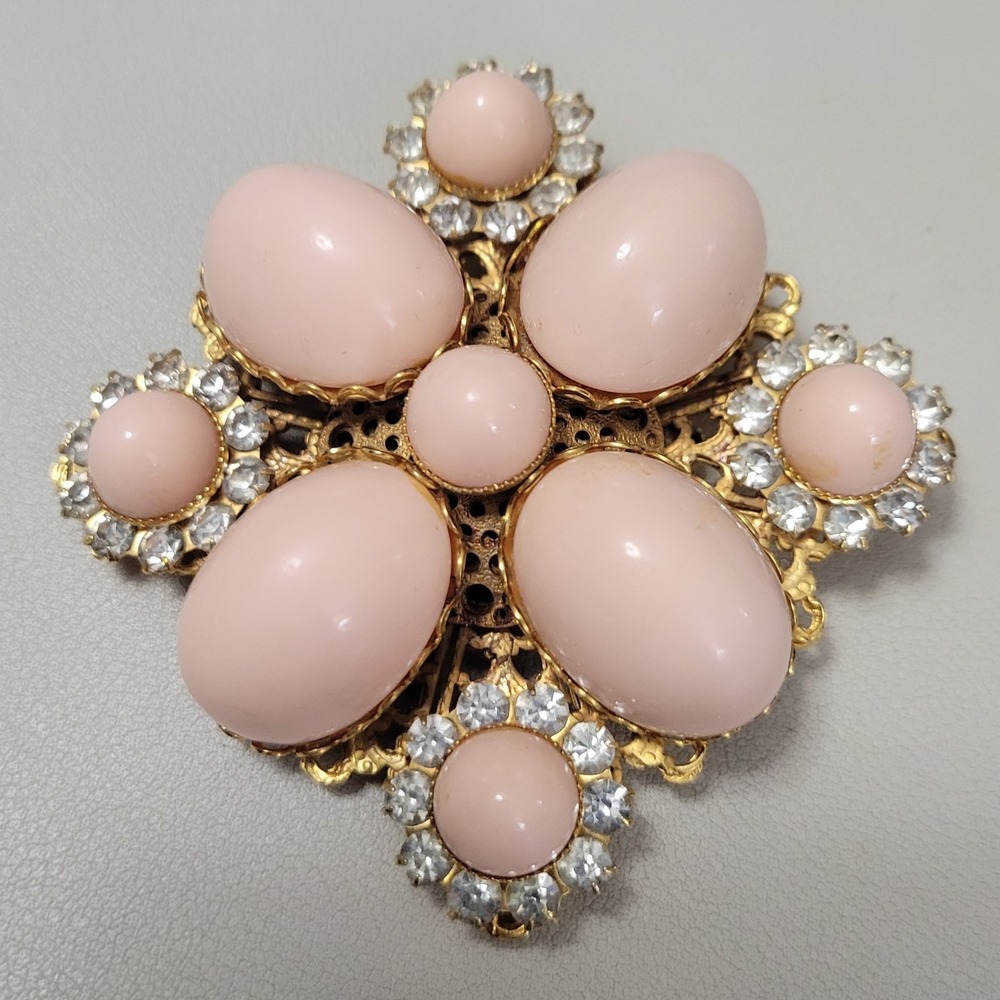 Vintage Unsigned Peach Pink Cabochon & Rhinestone Gold‎ Tone Large 3" Brooch